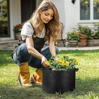 Fabric Plant Grow Bags with Handles 10 Gallon Pack of 5, Heavy Duty Nonwoven Smart Garden Pot Thickened Aeration Nursery Container Black for Outdoor Potato, Tomato, Chili, Carrot and Vegetables